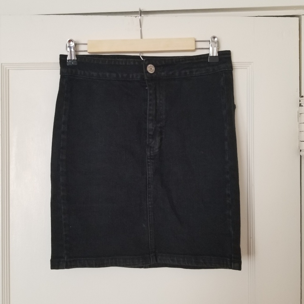 AE | High-Waisted Denim Mini